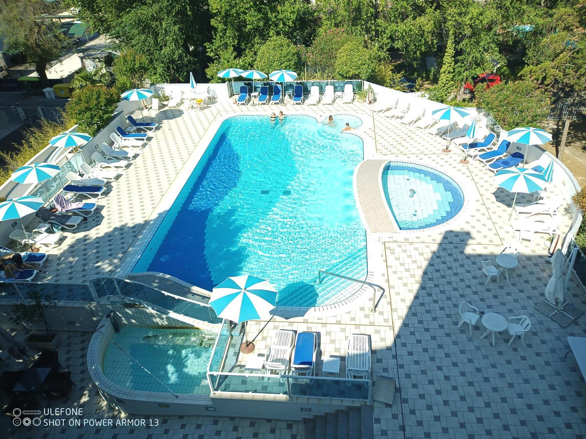 Hotel Firenze Bibione Extérieur photo